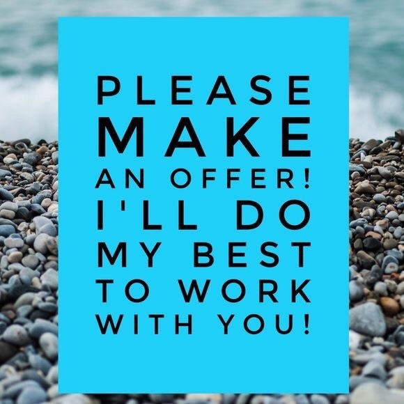 Meet your Posh Ambassador, Holly - Picture 2 of 2